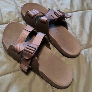 Womens 9 Chaco Chillos slides in Sparrow color. New w/o box.